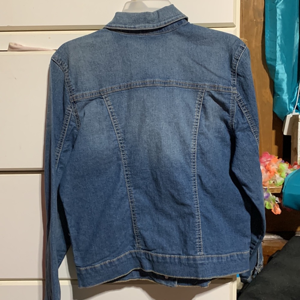 Jean jacket - Picture 2 of 5